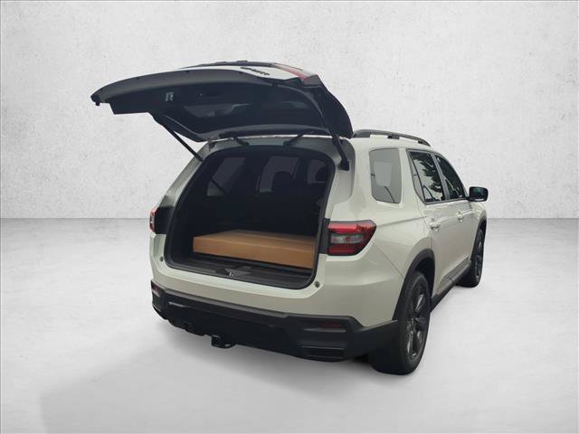 New 2026 Honda Pilot Sport image 2