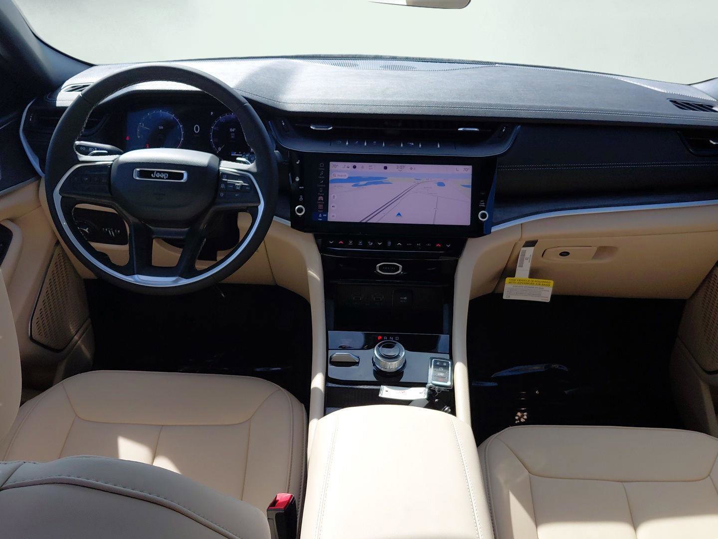 New 2026 Jeep Grand Cherokee Limited w/ Trailer Tow Package image 40