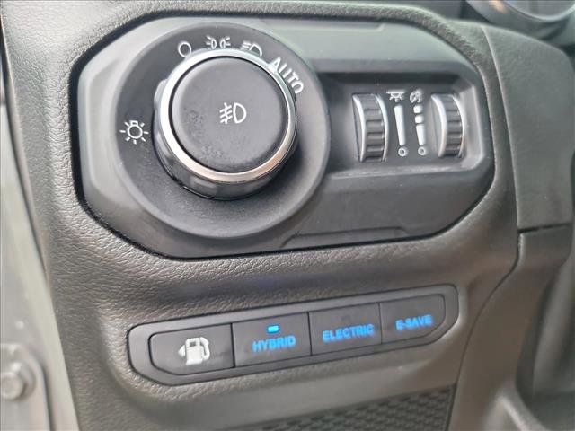 Used 2021 Jeep Wrangler Unlimited Sahara w/ Cold Weather Group image 22