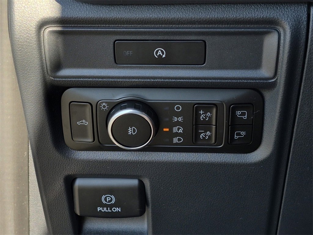 Used 2025 Ford F150 XLT w/ Equipment Group 302A MID image 32