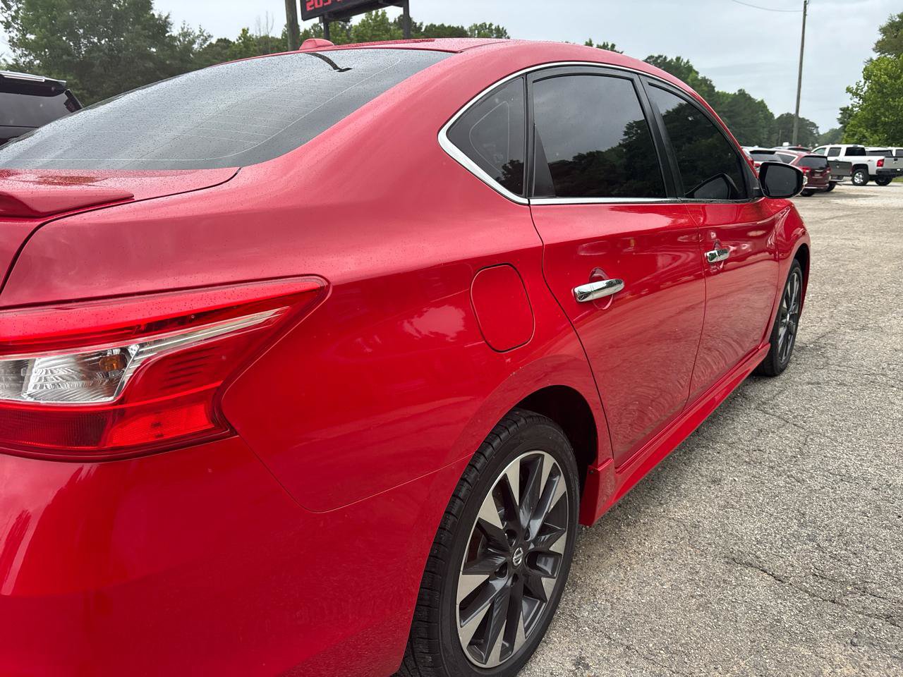 Used 2017 Nissan Sentra SR Turbo w/ SR Turbo Premium Package FWD image 7