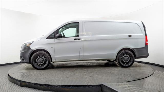 Used 2018 Mercedes-Benz Metris image 3