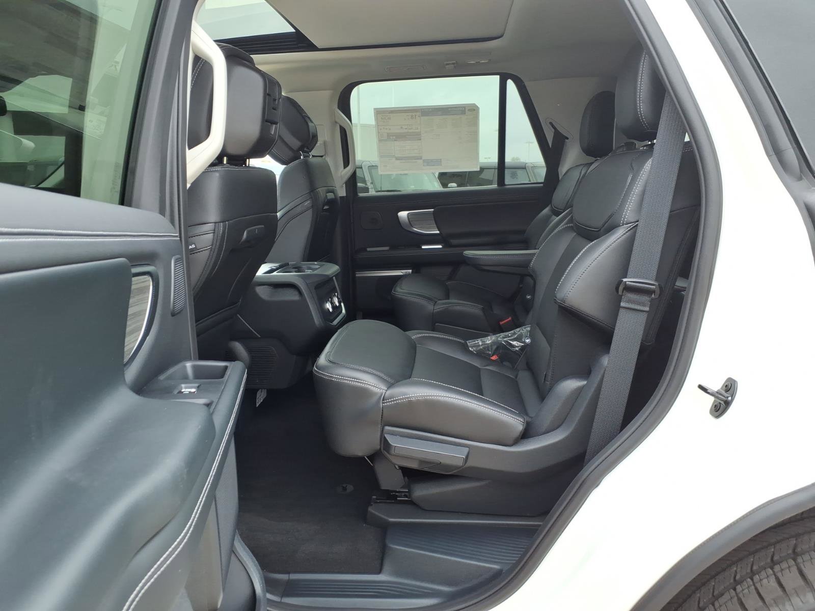 New 2026 Ford Expedition Platinum AWD/4WD image 17