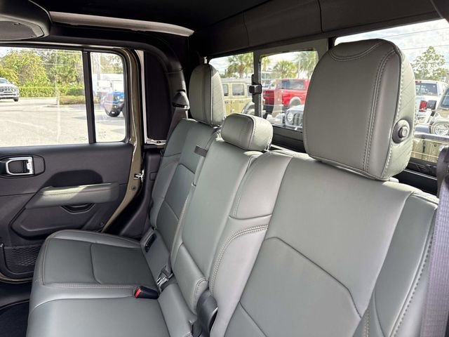 New 2026 Jeep Gladiator Mojave image 11