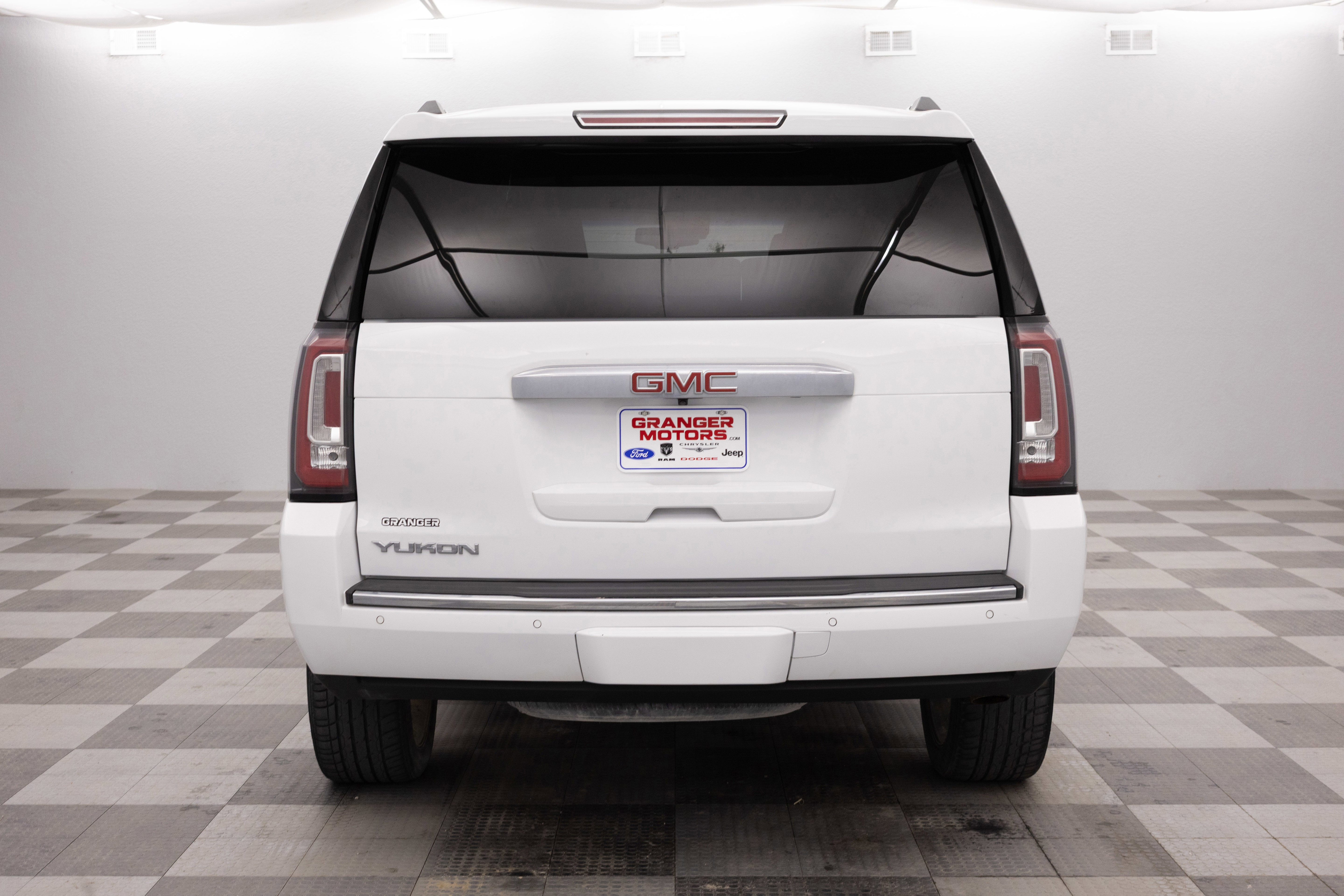 Used 2018 GMC Yukon Denali image 7