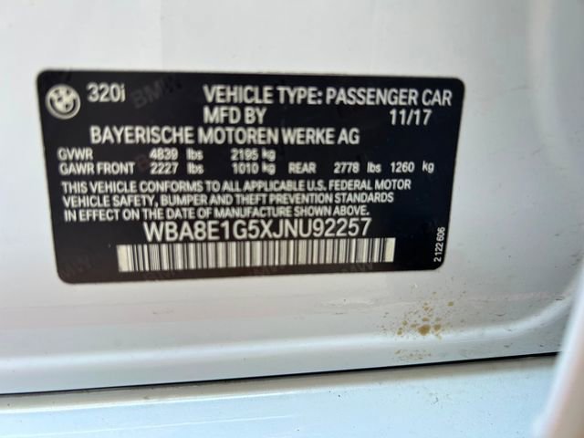 Used 2018 BMW 320i Sedan RWD image 18