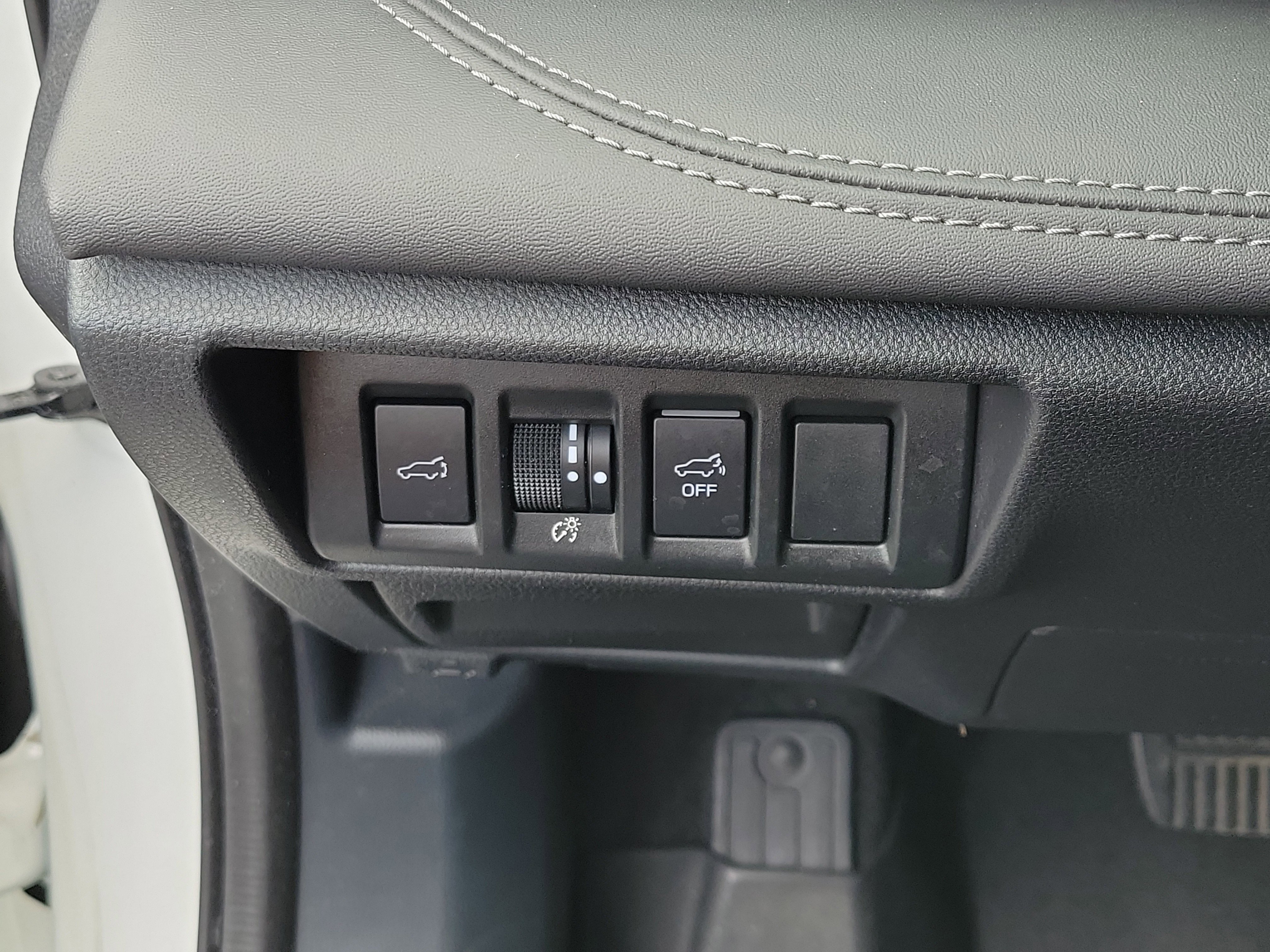Used 2021 Subaru Outback Touring XT AWD/4WD image 27
