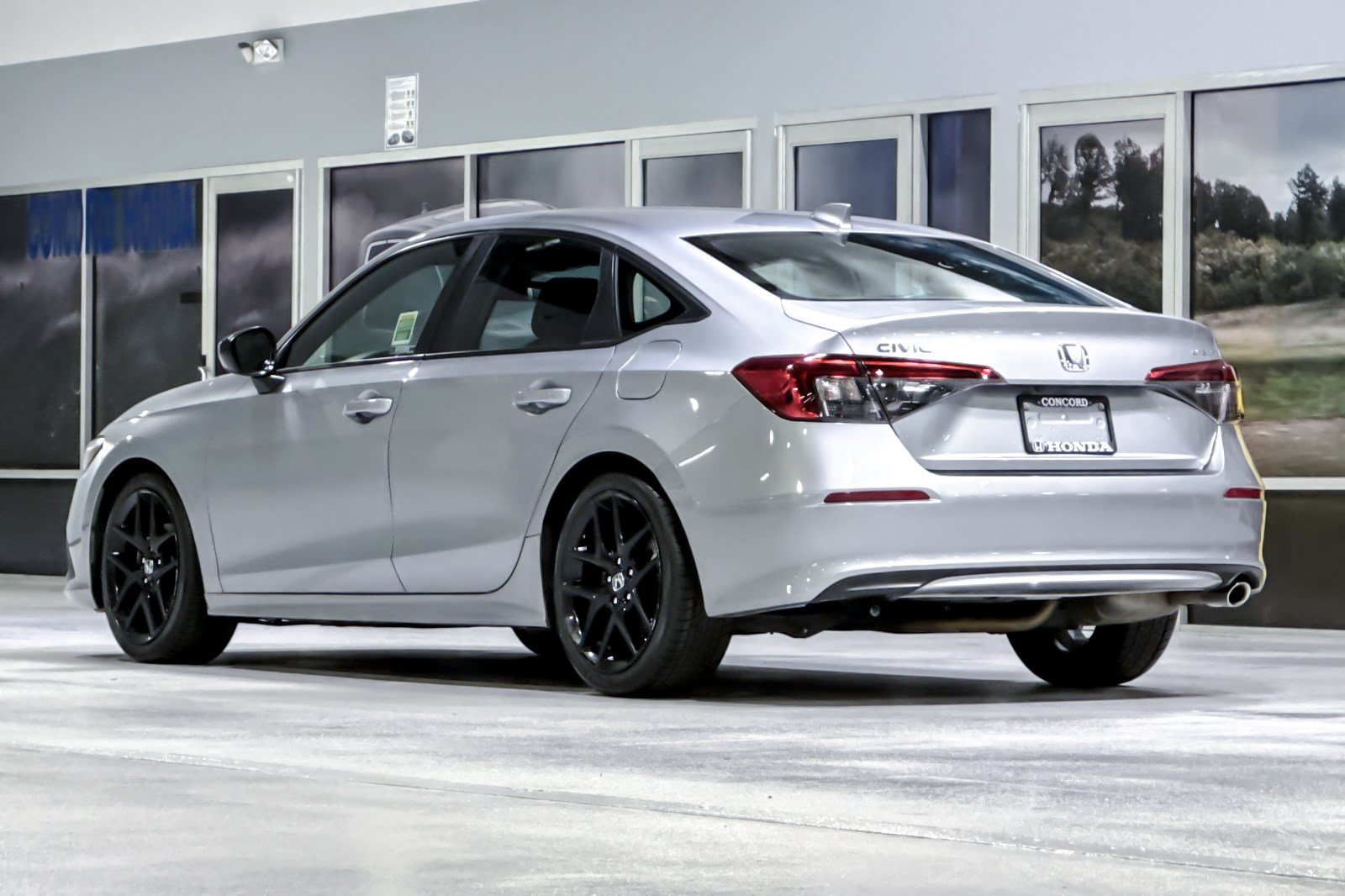 Used 2023 Honda Civic Sport image 3