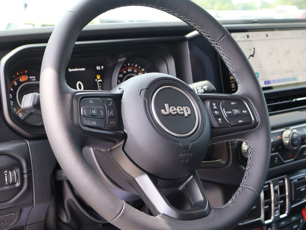 New 2026 Jeep Wrangler Unlimited Rubicon w/ Xtreme 35 Tire Package AWD/4WD image 24