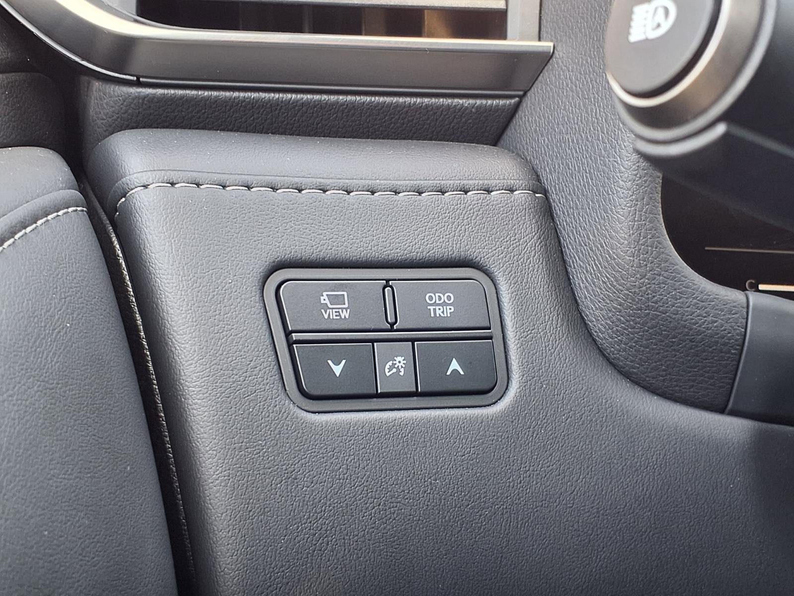 Used 2025 Lexus LX 600 F Sport AWD/4WD image 28