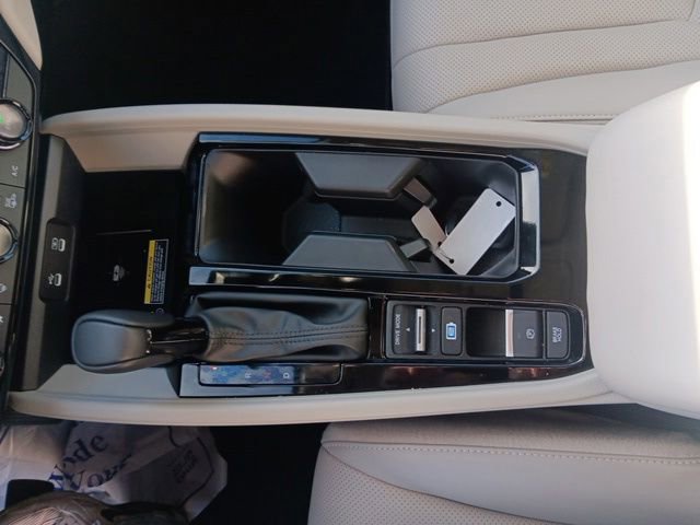 Used 2025 Honda Accord EX-L image 16