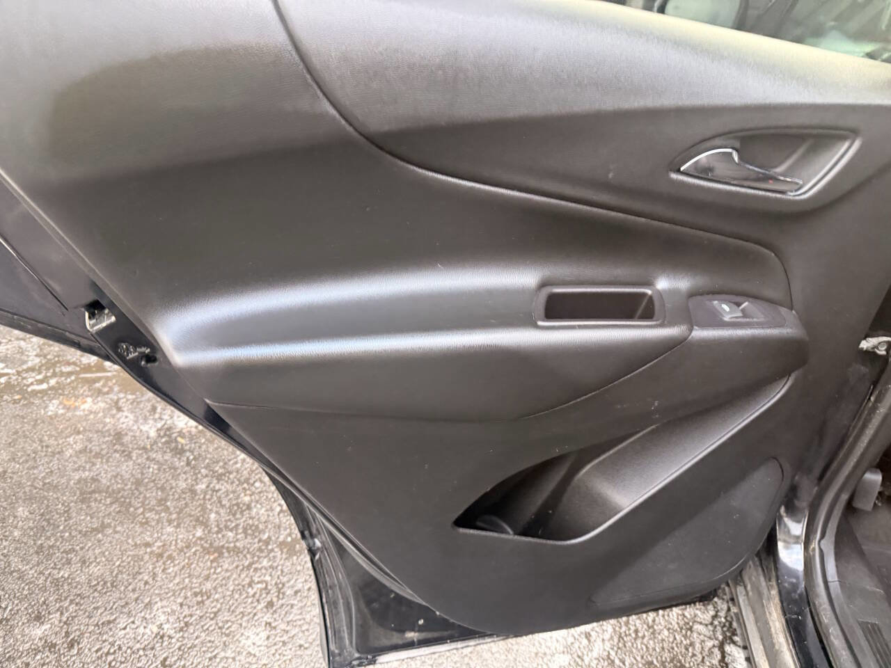 Used 2019 Chevrolet Equinox LT image 9