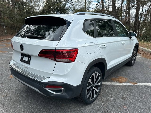 Used 2022 Volkswagen Taos SE image 5