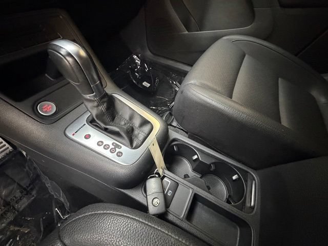 Used 2016 Volkswagen Tiguan R-Line AWD/4WD image 21