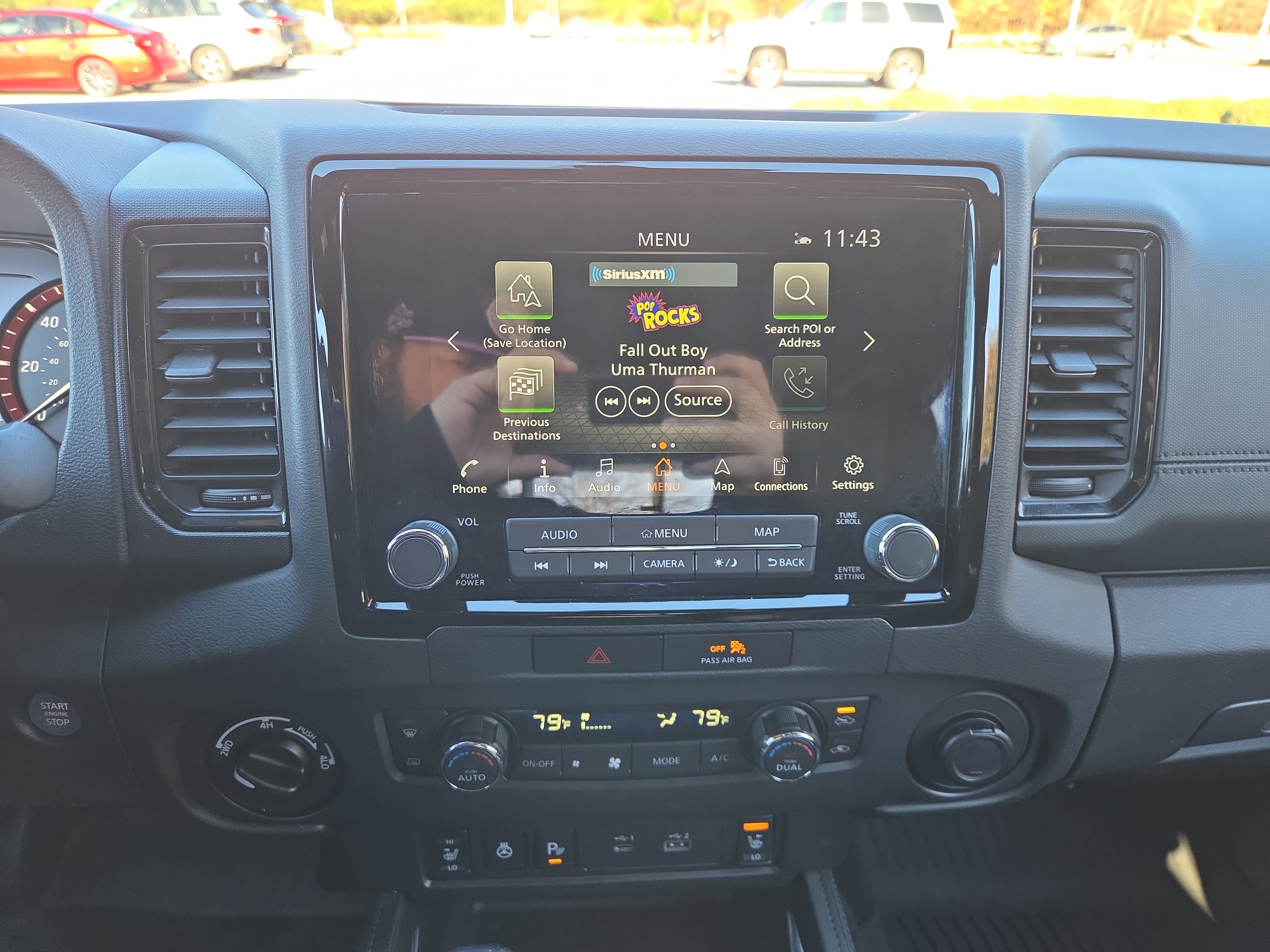 Used 2022 Nissan Frontier PRO-4X w/ Pro-4X Premium Package image 12