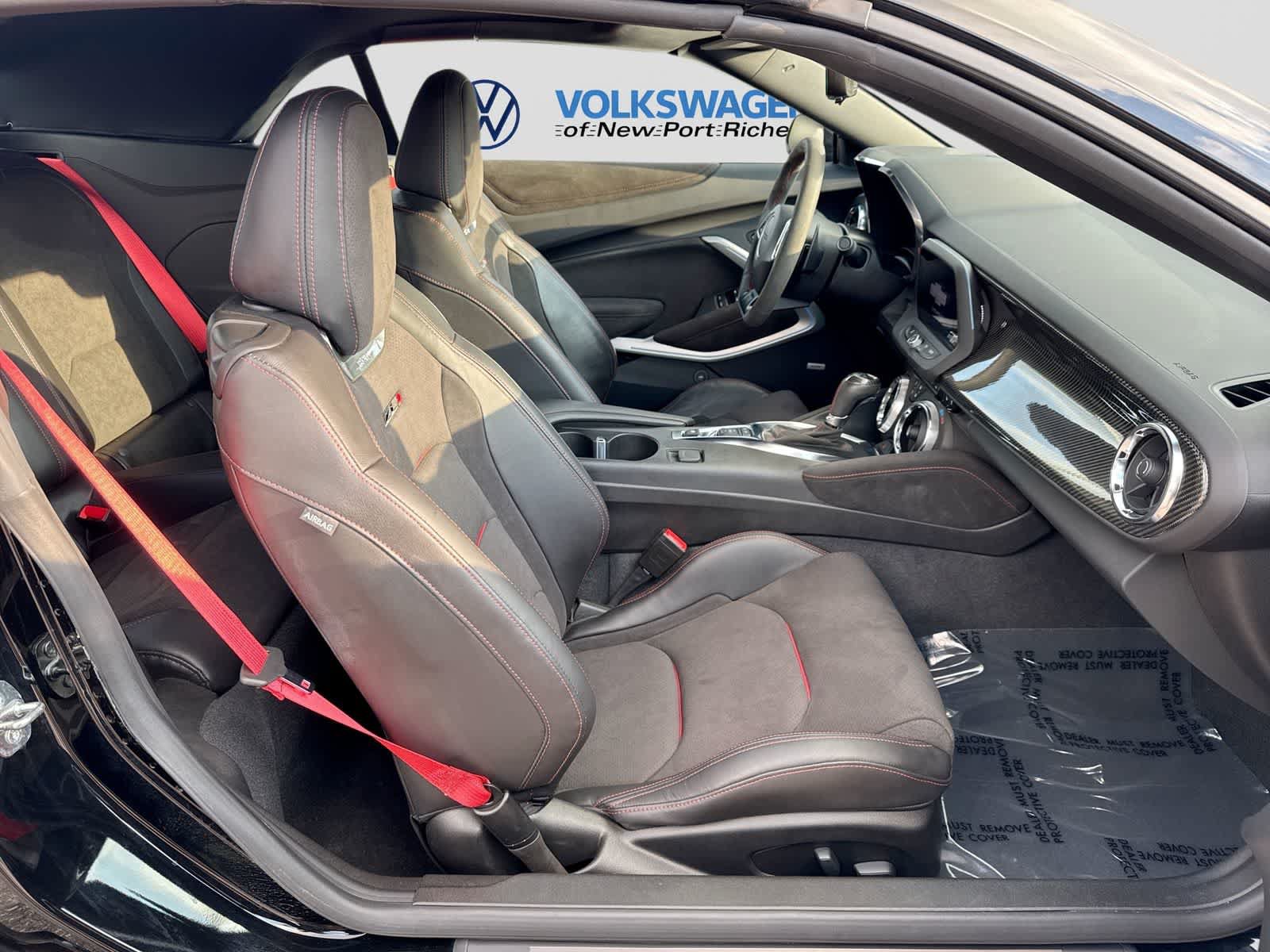 Used 2022 Chevrolet Camaro ZL1 RWD image 28