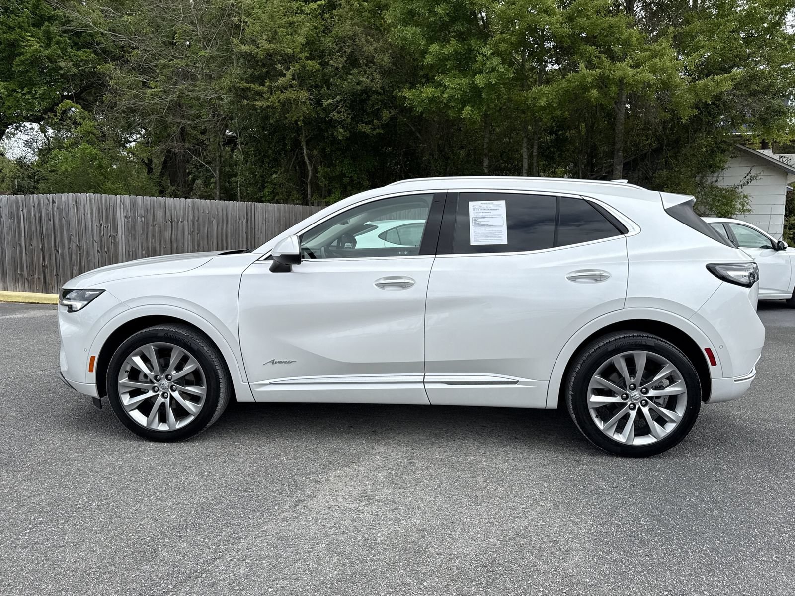 Used 2023 Buick Envision Avenir AWD/4WD image 2