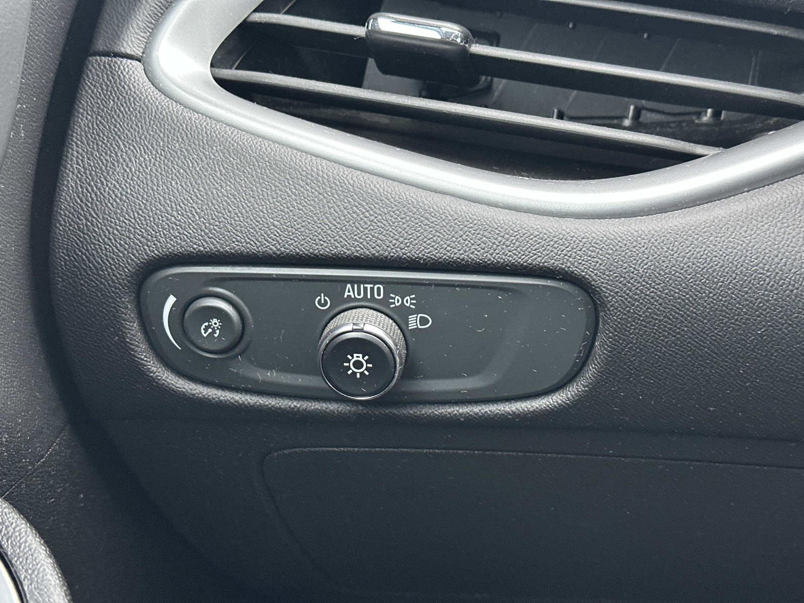 Certified 2023 Chevrolet Malibu LT image 27