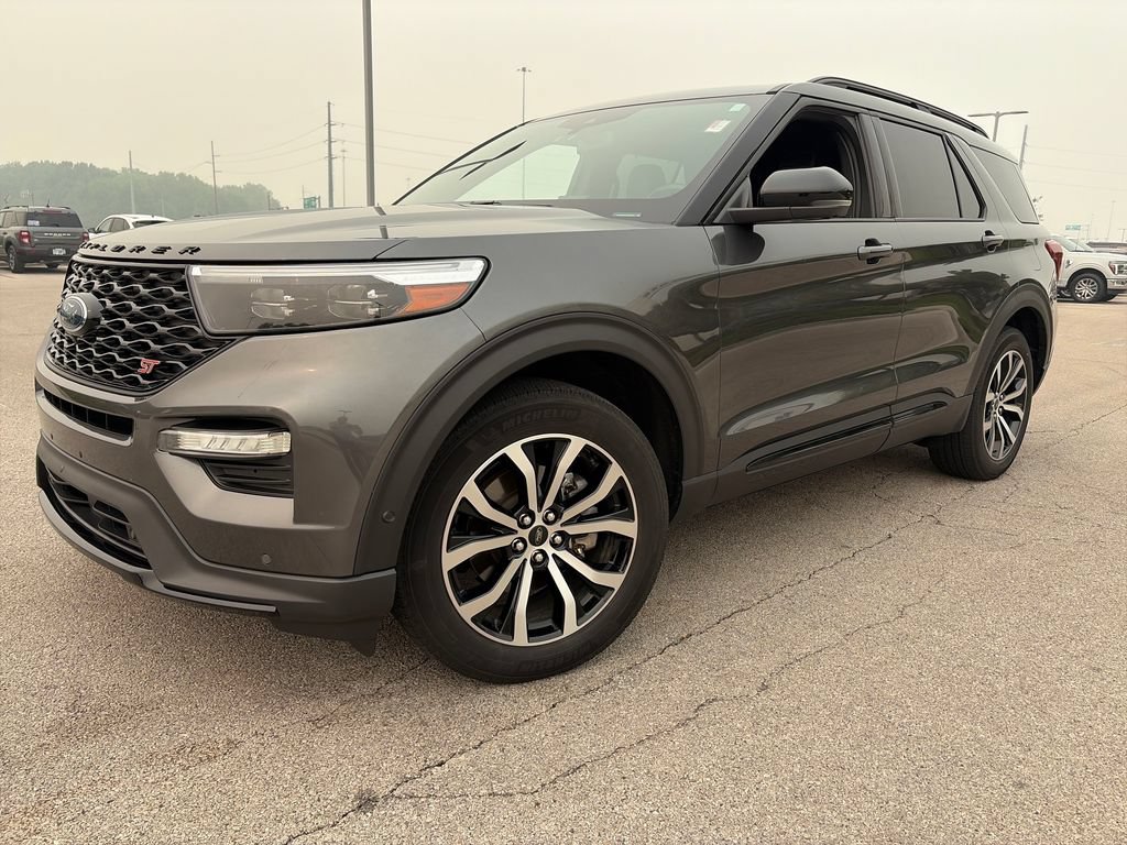 Used 2020 Ford Explorer ST w/ Premium Technology Package AWD/4WD image 3