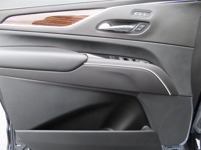Used 2021 Cadillac Escalade Premium Luxury image 10