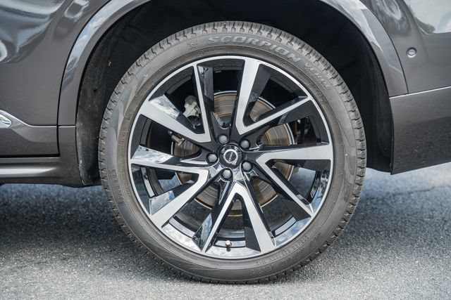 Certified 2024 Volvo XC90 B6 Plus w/ Protection Package Premier AWD/4WD image 19