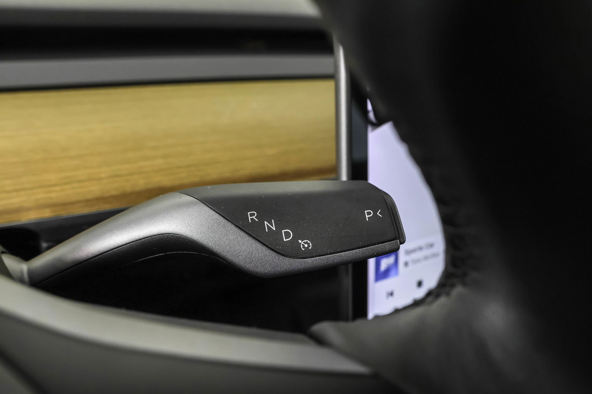 Used 2021 Tesla Model 3 Standard Range Plus image 30