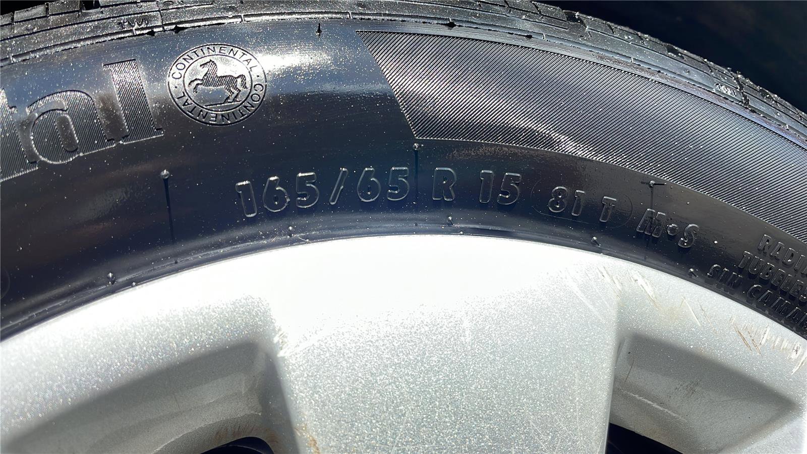 Used 2016 smart fortwo passion image 23