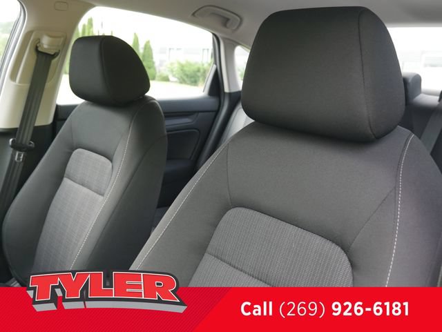 Certified 2024 Honda Civic LX image 33