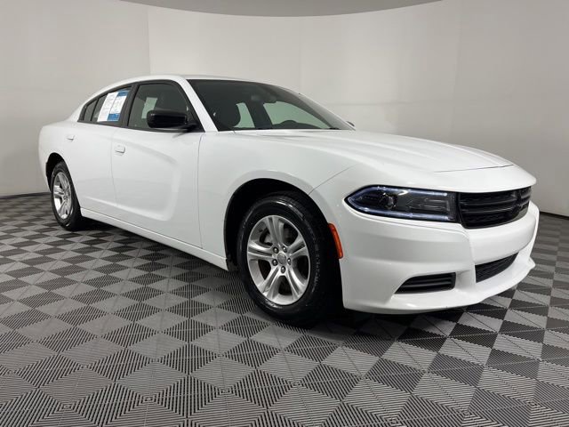 Used 2023 Dodge Charger SXT RWD image 3