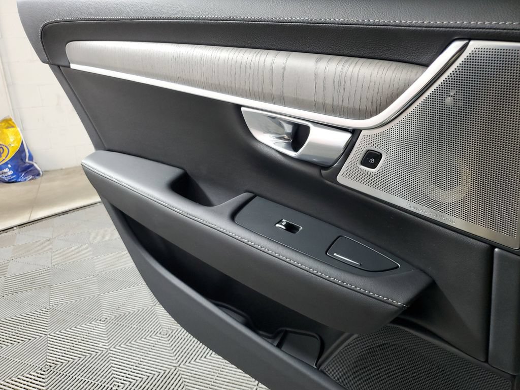 Used 2022 Volvo S90 B6 Inscription w/ Advanced Package AWD/4WD image 20