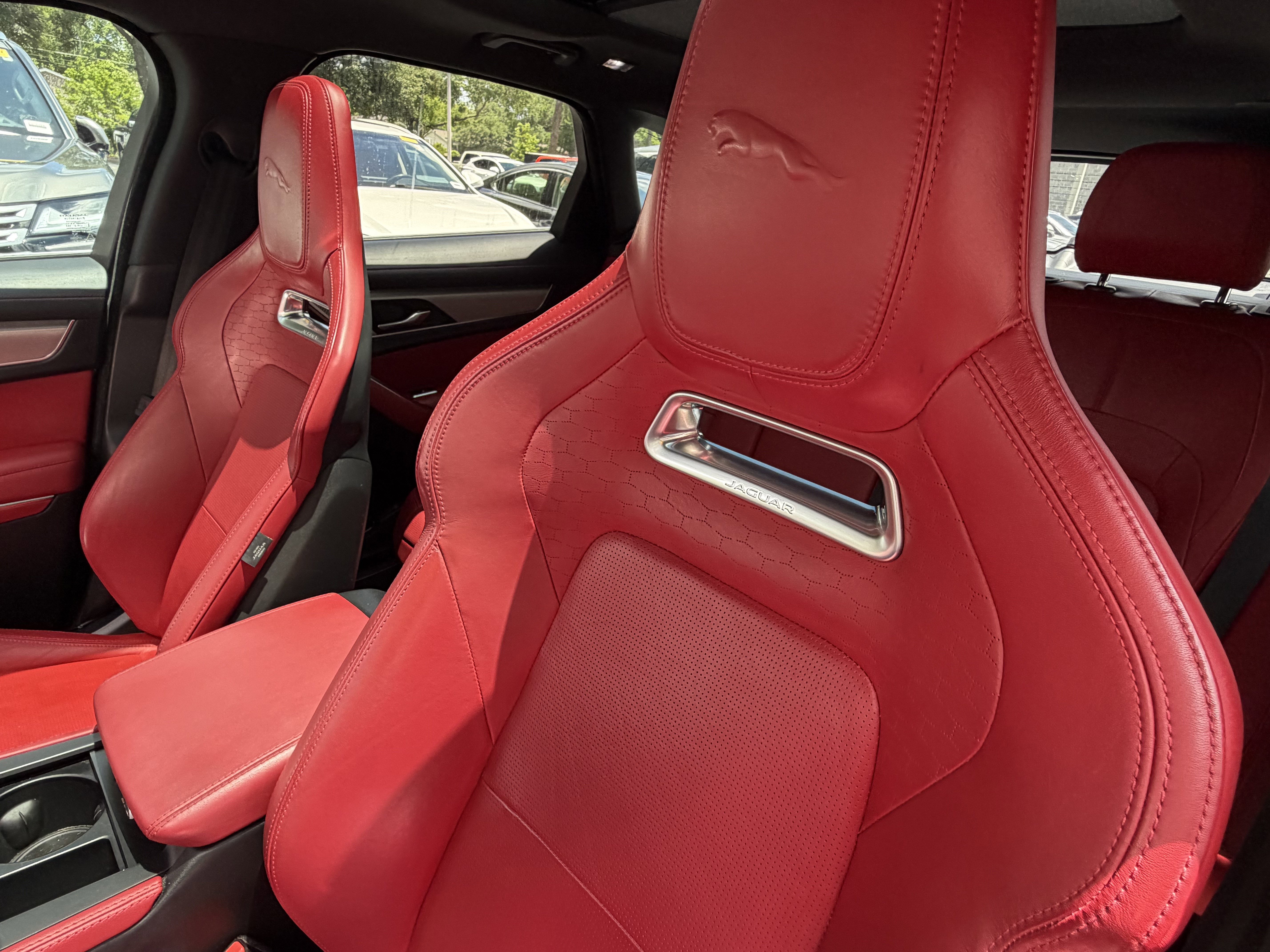 Used 2021 Jaguar F-PACE R-Dynamic S AWD/4WD image 19