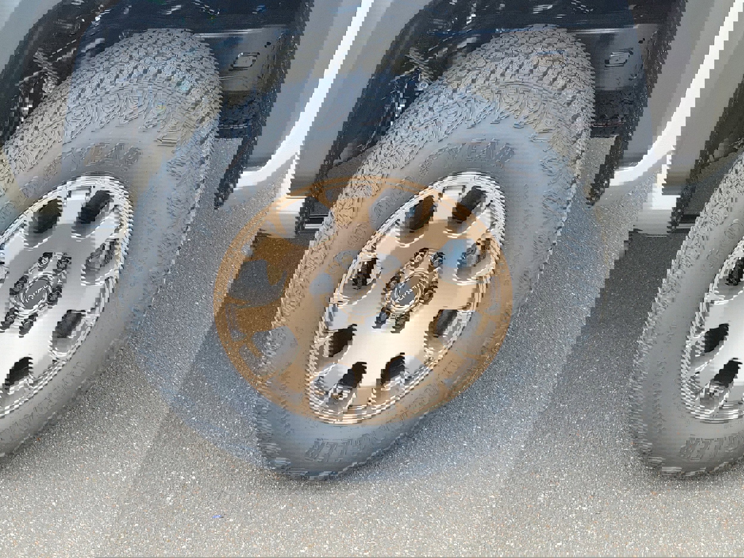 New 2025 Toyota Tacoma Trailhunter image 5