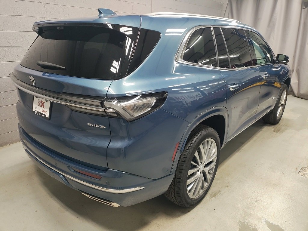 New 2026 Buick Enclave Avenir w/ Super Cruise Package image 2