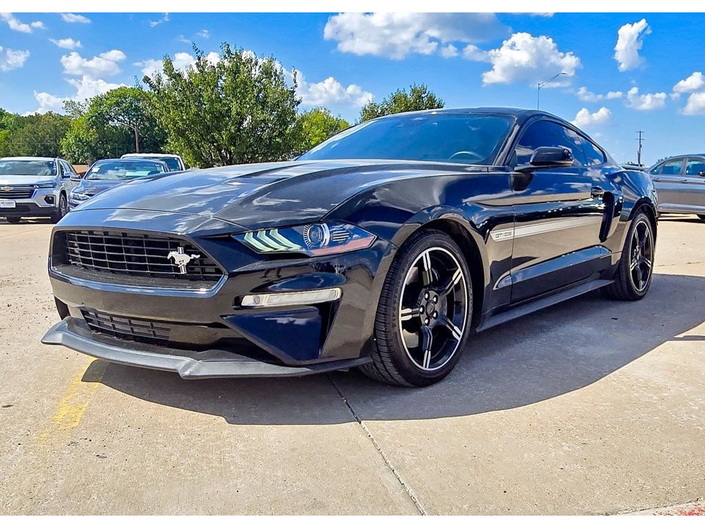 Used 2021 Ford Mustang GT Premium w/ Equipment Group 401A RWD image 13
