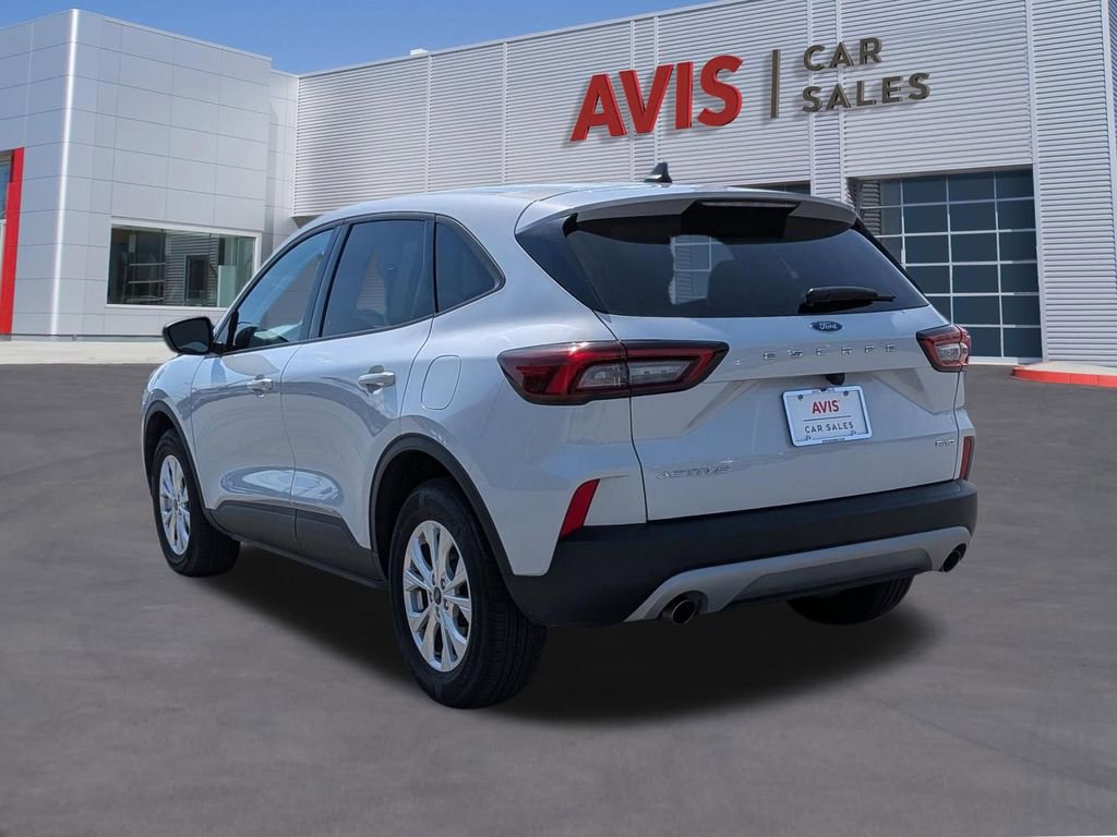 Used 2025 Ford Escape Active AWD/4WD image 9