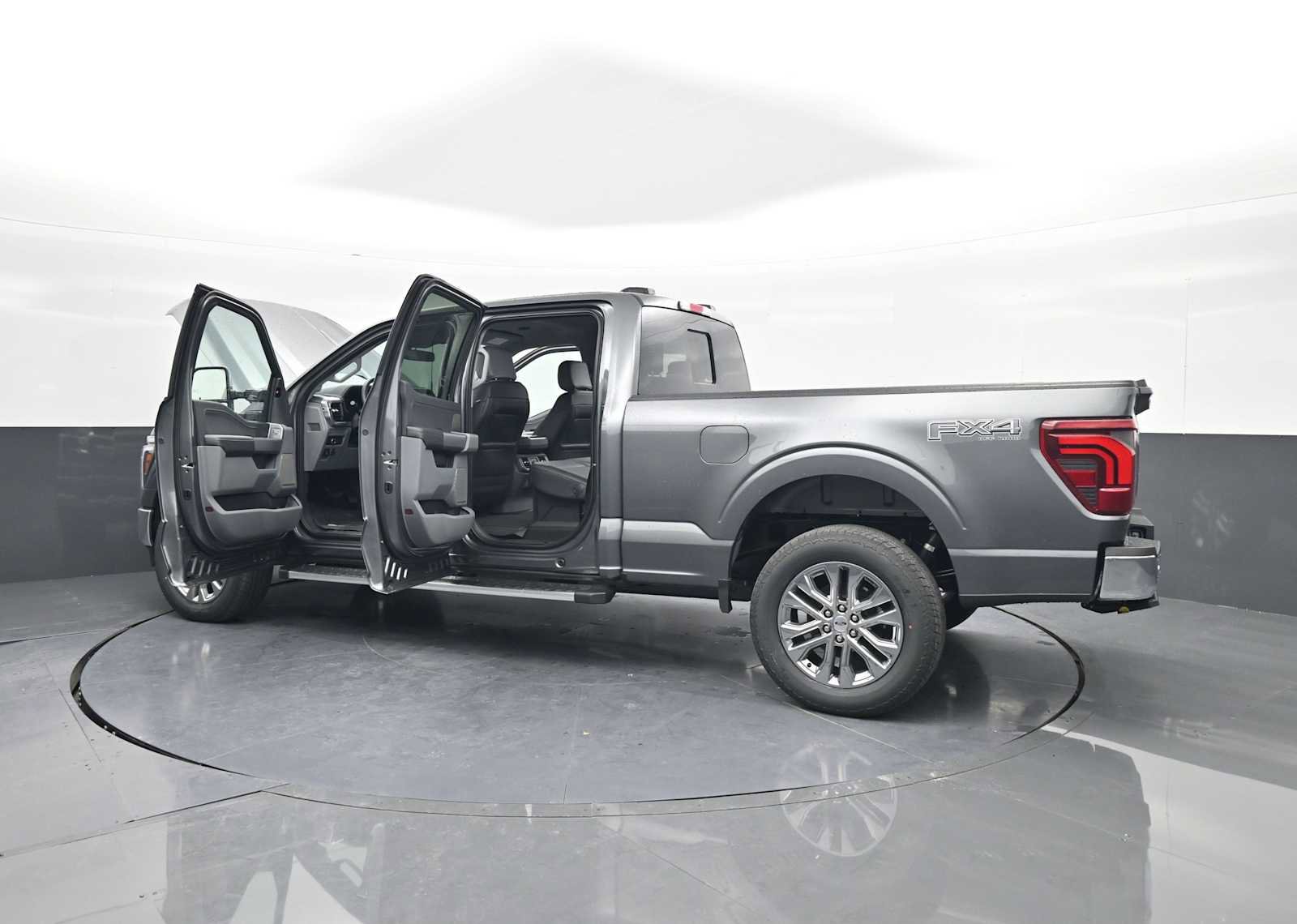 New 2025 Ford F150 Lariat w/ Equipment Group 502A High image 73