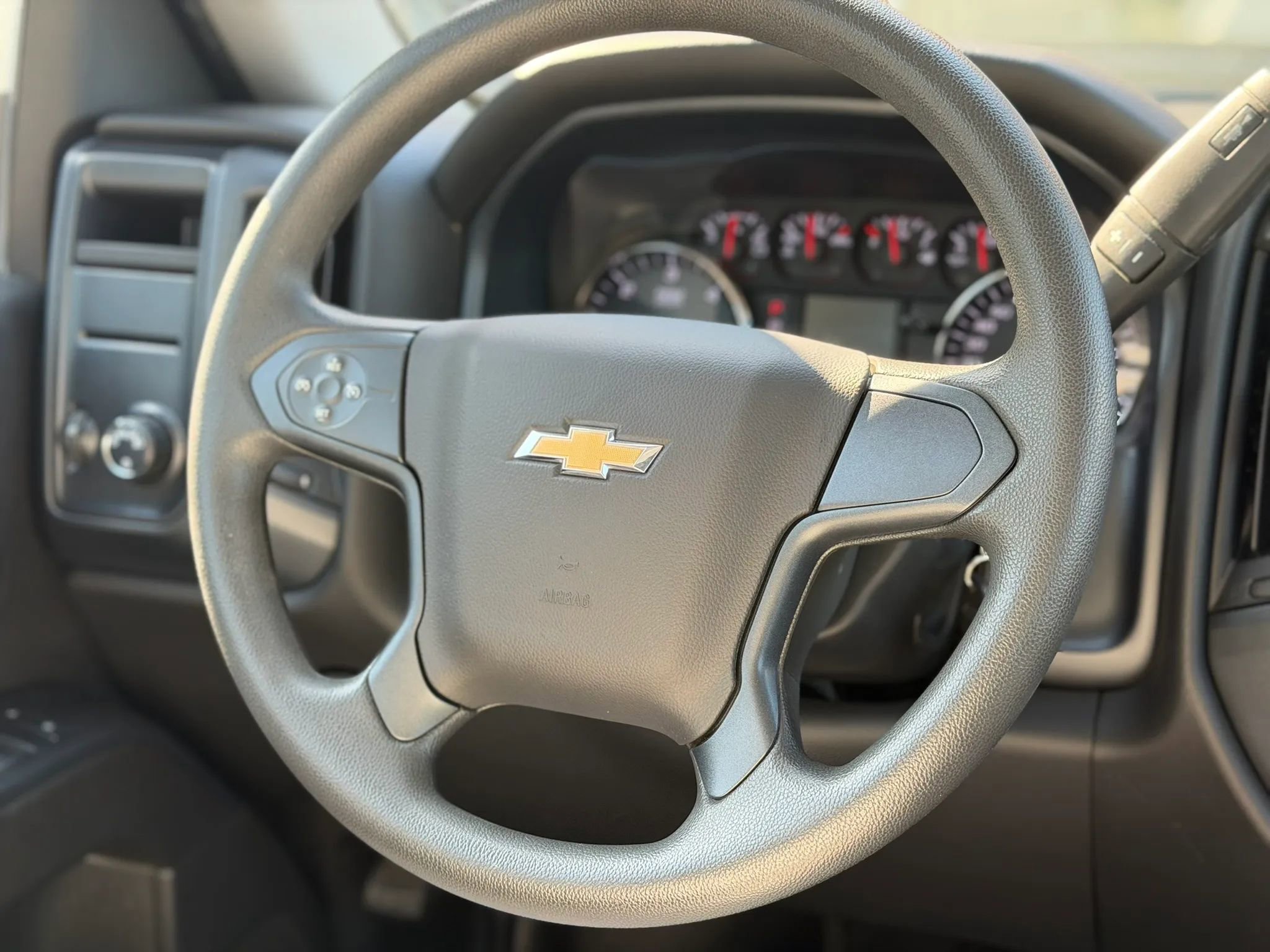 Used 2017 Chevrolet Silverado 1500 W/T AWD/4WD image 29