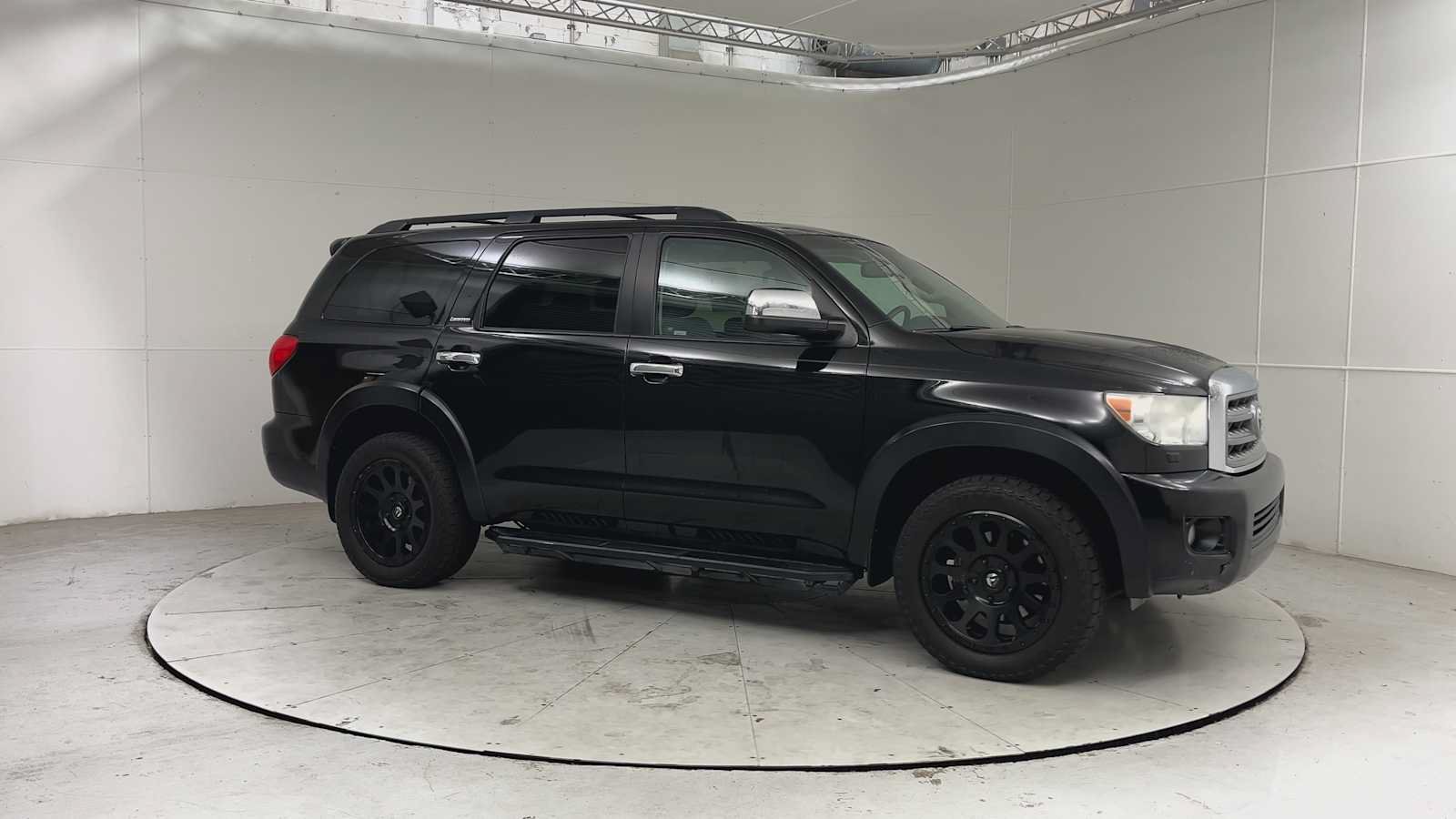 Used 2011 Toyota Sequoia Limited AWD/4WD image 8