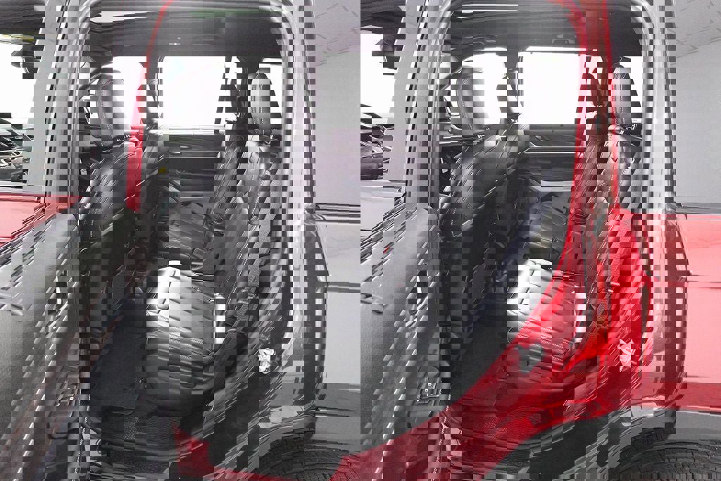 New 2025 Jeep Grand Cherokee L Limited w/ Luxury Tech Group II image 24