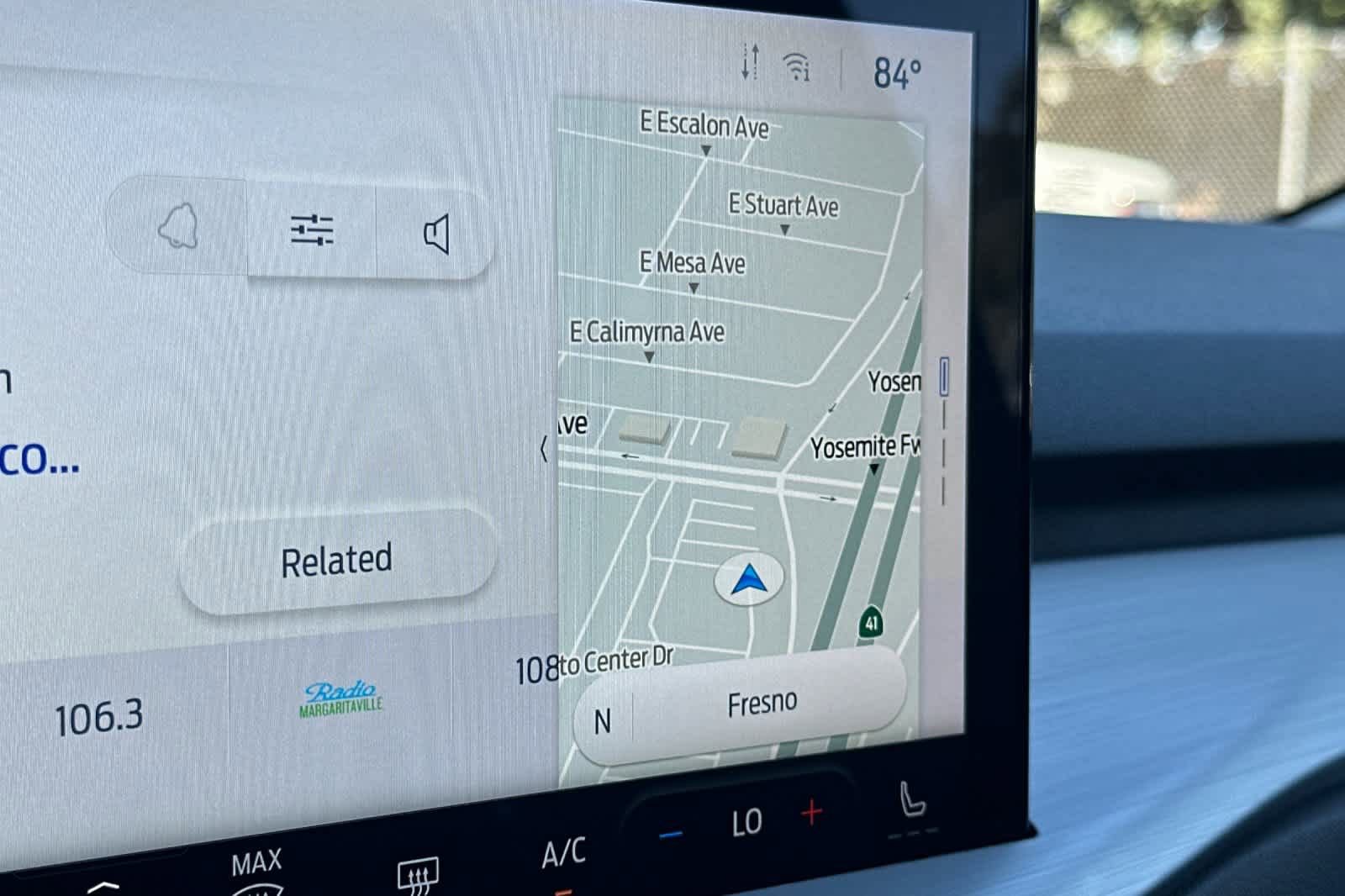 Certified 2024 Ford Escape Platinum w/ Premium Technology Package image 19