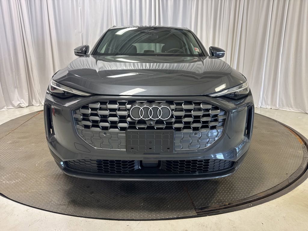Used 2025 Audi Q5 Premium w/ Convenience Package image 33