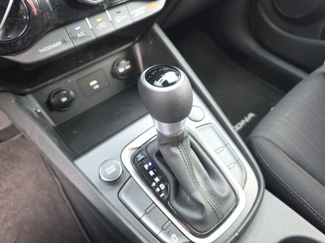 Used 2023 Hyundai Kona SEL image 21