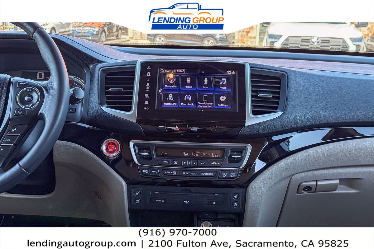 Used 2017 Honda Pilot Elite image 12