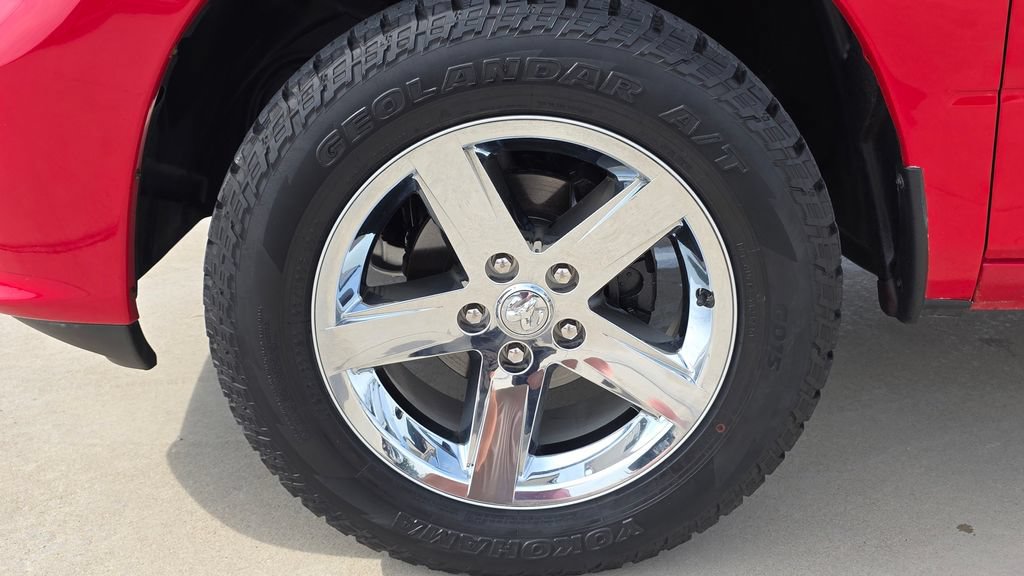 Used 2017 RAM 1500 Express AWD/4WD image 11