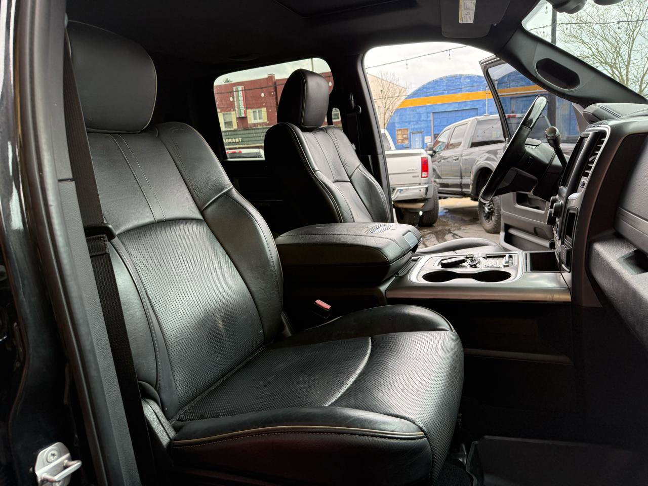 Used 2016 RAM 2500 Limited AWD/4WD image 18