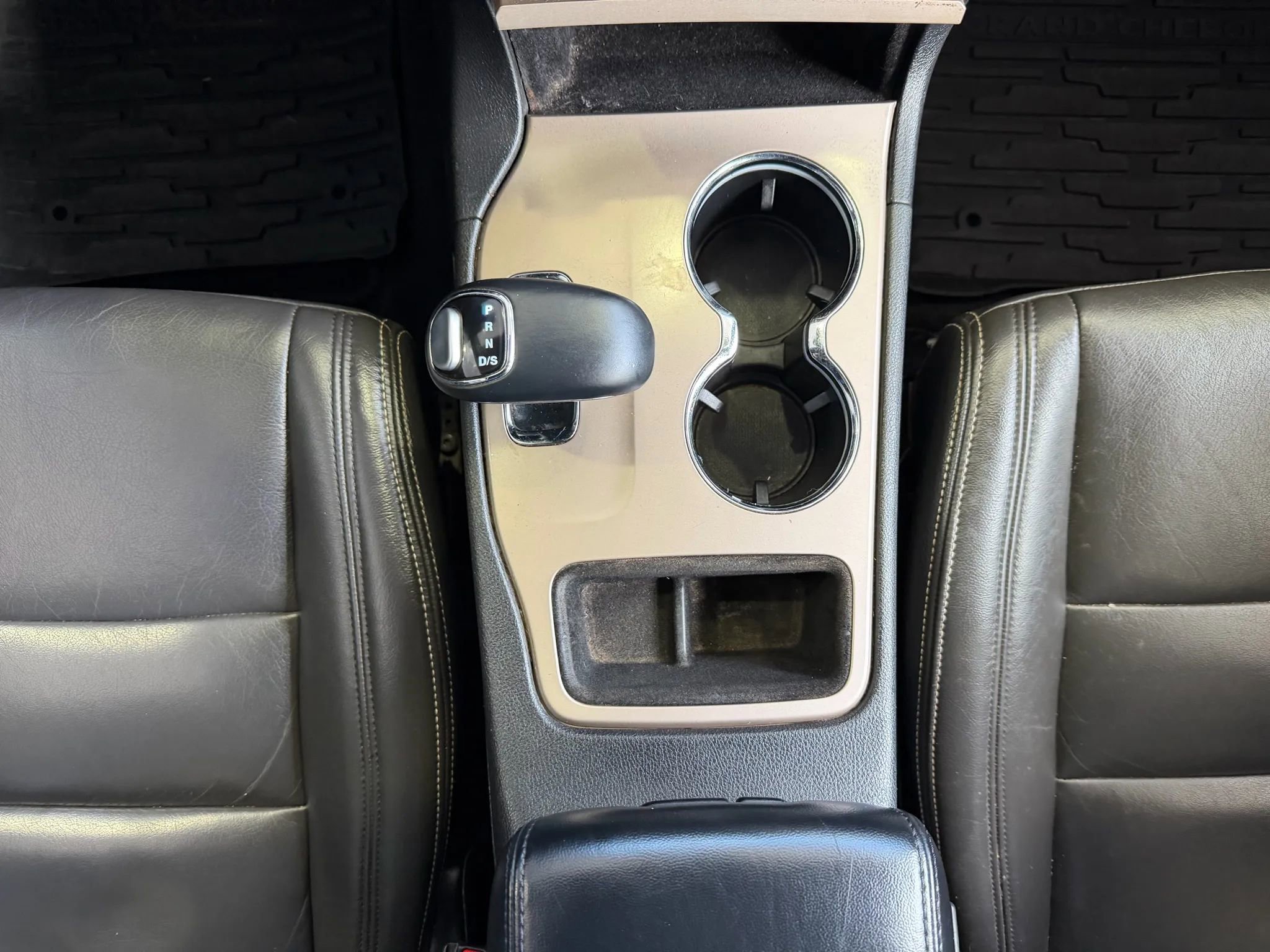 Used 2015 Jeep Grand Cherokee Laredo w/ Quick Order Package 23E image 18