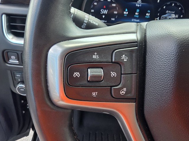 Used 2024 Chevrolet Suburban Premier AWD/4WD image 26