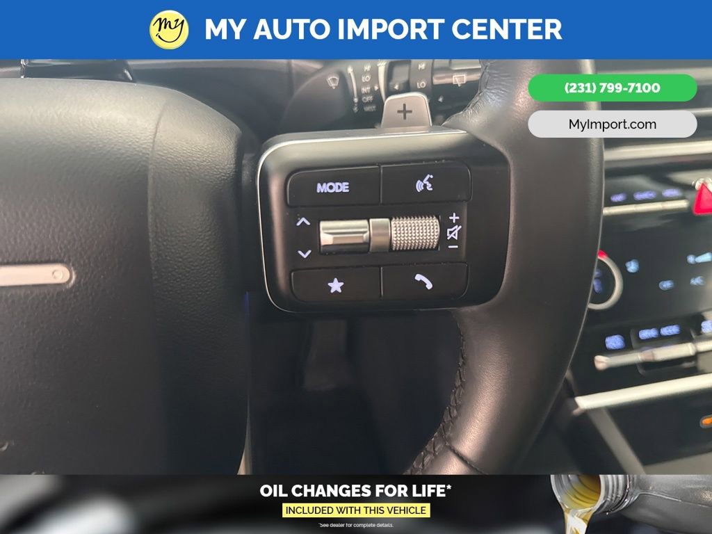 Used 2025 Hyundai Santa Fe SEL image 17