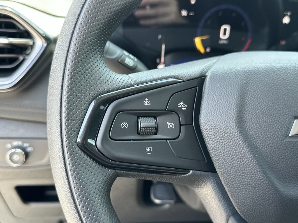 New 2026 Chevrolet TrailBlazer LT w/ Driver Confidence Package FWD image 24