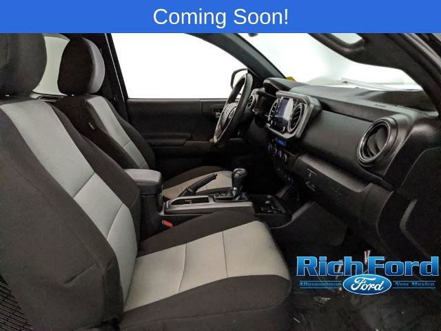 Used 2022 Toyota Tacoma TRD Off-Road image 27